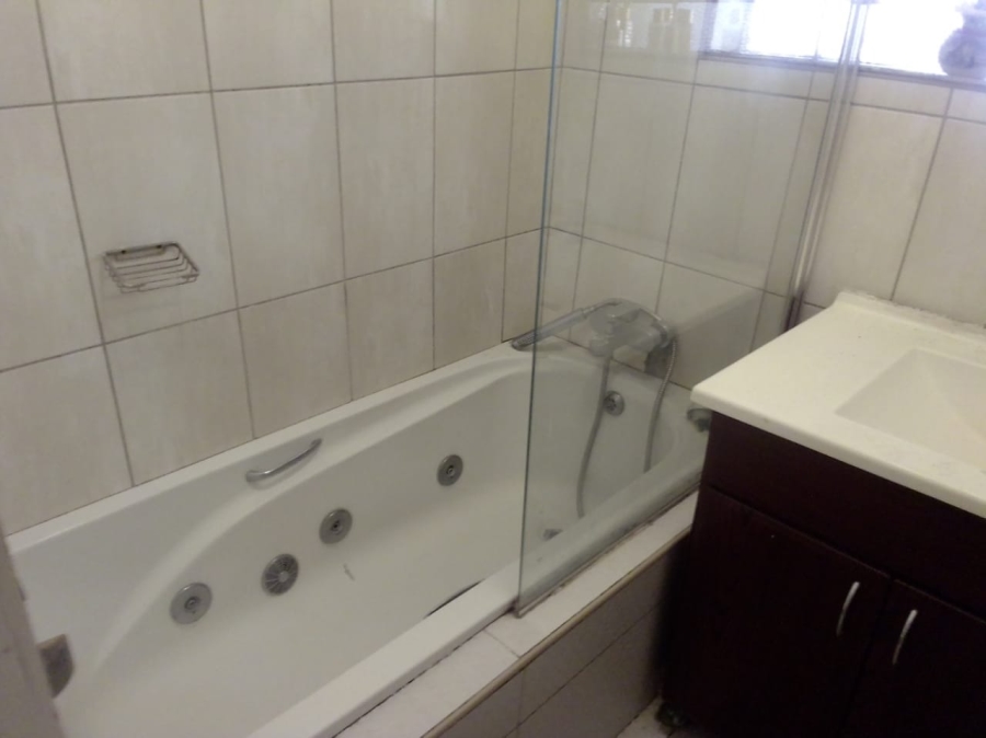 2 Bedroom Property for Sale in Southernwood Eastern Cape